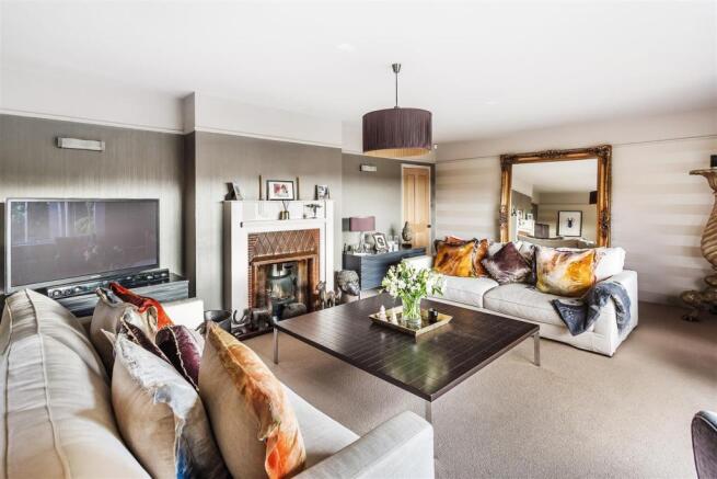 house. estate agency Hindhead