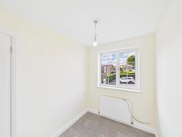 2 bed House to rent Image 9