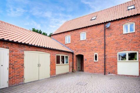 The Crew Yard, Everton