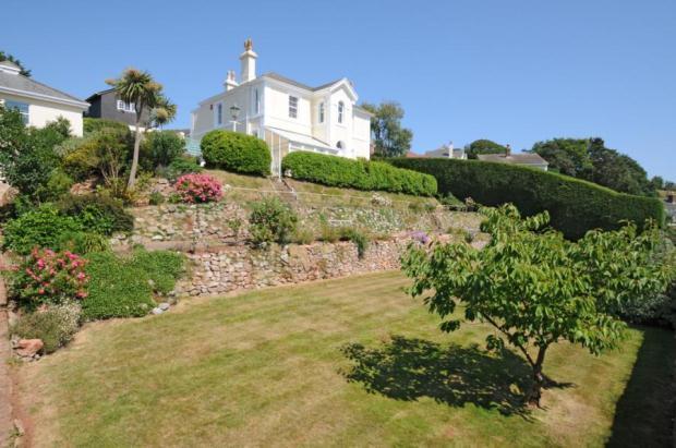 Lawned Garden