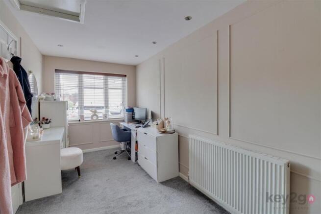 3 bed Semi-Detached for sale Image 10