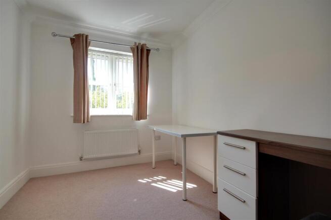 2 bed Apartment for sale Image 5