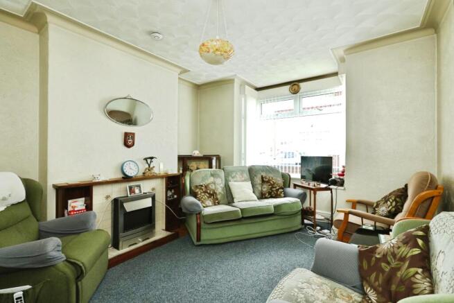 3 bed Semi-Detached for sale Image 8