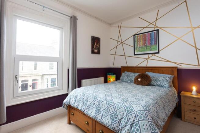 2 bed Terraced for sale Image 8