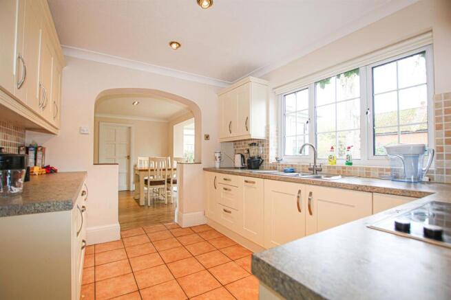 Falmouth Gardens, Newmarket photo 4