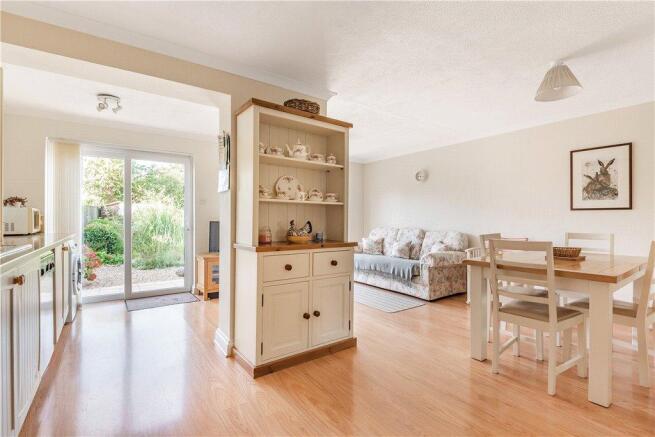 Kitchen/Dining
