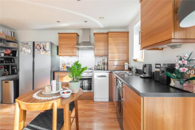2 bed Apartment for sale Image 8