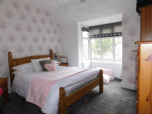 bed 3