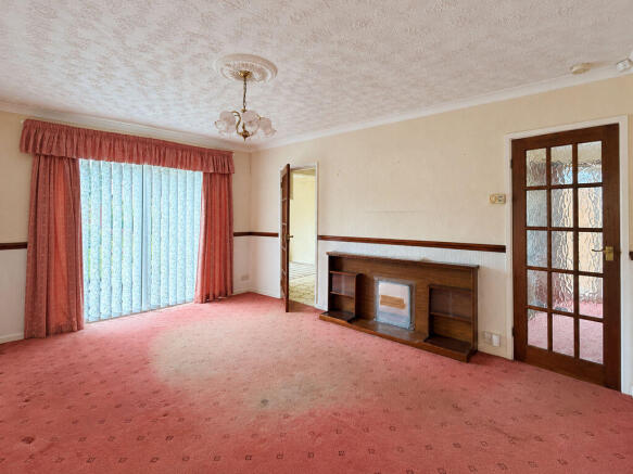 Chase Avenue, Cheslyn Hay photo 3