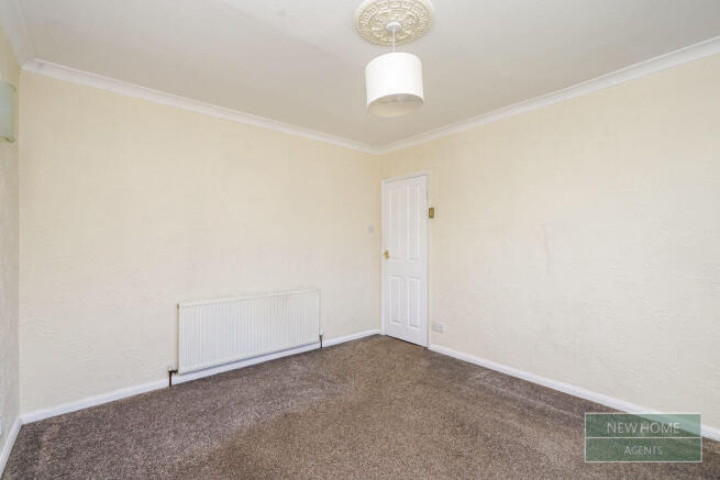 3 bed Semi-Detached for sale Image 6