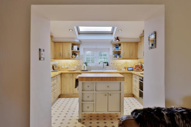 3 bed Cottage for sale Image 6