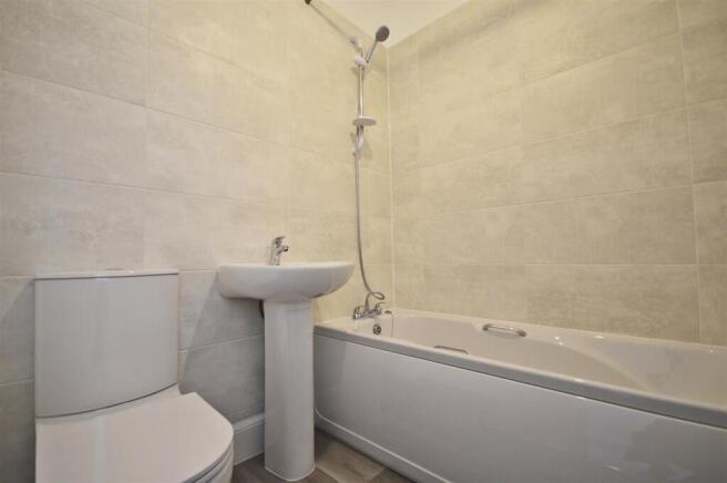 1 bed Flat to rent Image 6