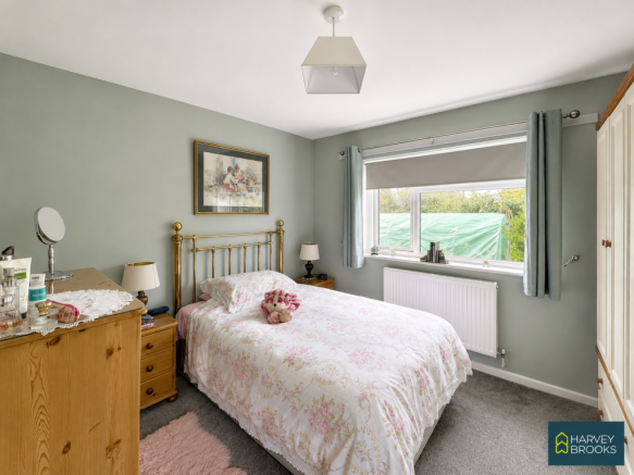 3 bed Semi-Detached Bungalow for sale Image 7