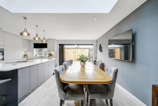 Dining/Living Kitchen