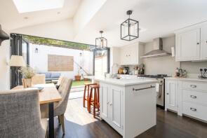 5, Verran Road, London SW12 8BA