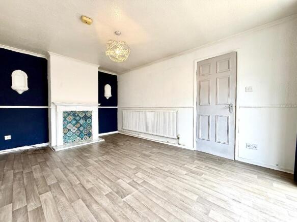 3 bed Terraced to rent Image 9
