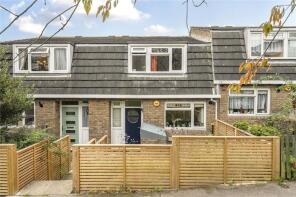 7, Bradford Close, London SE26 6JY