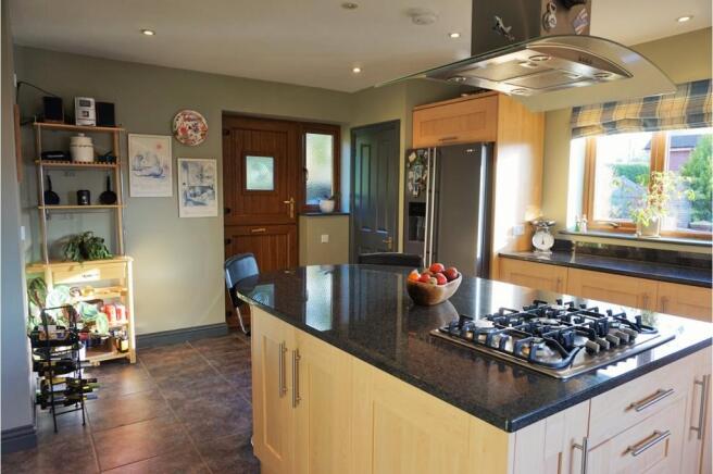 Kitchen / Breakfast