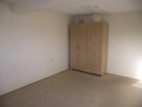 Stanley Avenue Bedroom