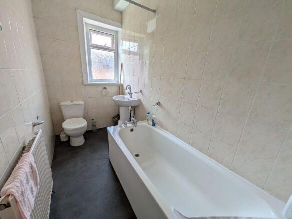 6 bed Terraced for sale Image 6