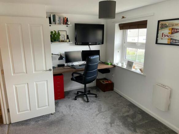 Photo 12