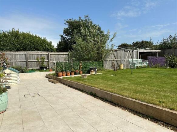 Garden 2.jpg