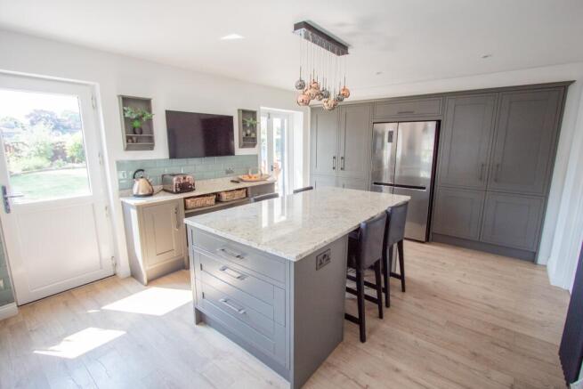 Kitchen/Breakfast Room