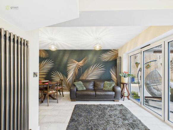 cam03830g0pr0250still026