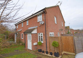 54, Salisbury Close, Alton GU34 2TP