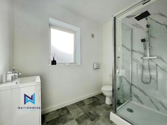 3 bed Semi-Detached to rent Image 11