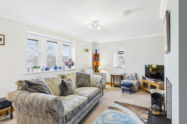 4 bed Detached for sale Image 6