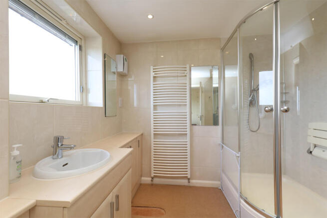 En Suite - Bedroo...
