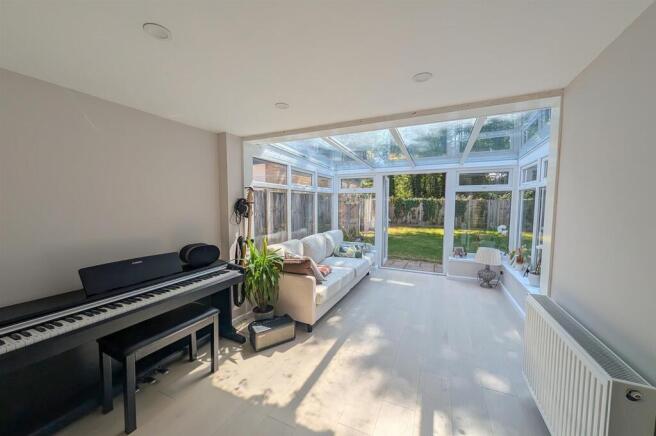 Reception room.jpg
