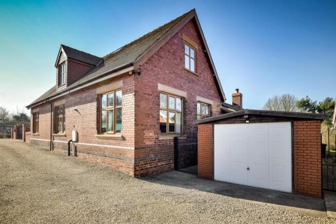 Tandem Double Detached Garage