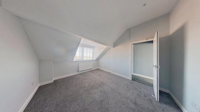 3 bed Terraced to rent Image 5