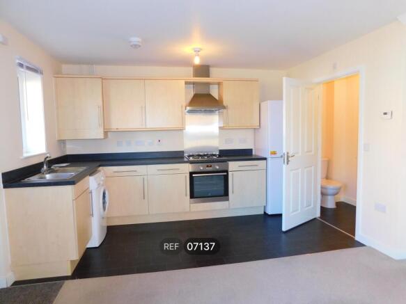 Kitchen / Lounge
