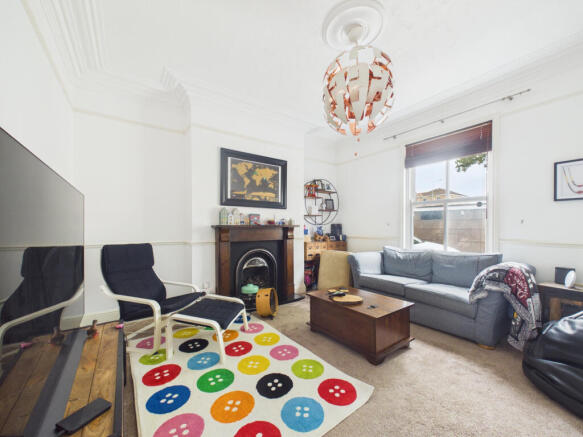 3 bed Terraced for sale Image 4
