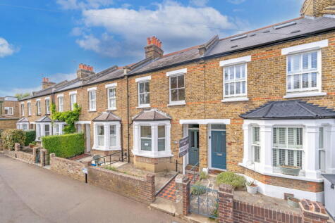 Gothic Road, Twickenham