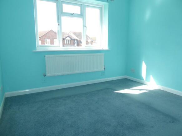 2nd bedroom