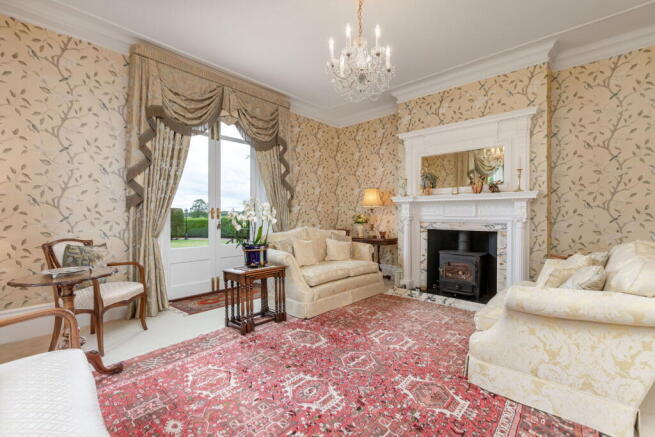 4 bed Detached for sale Image 6