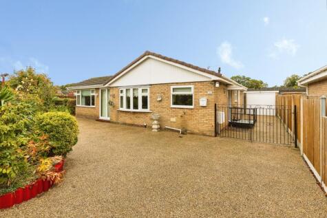 Fairoaks Crescent, Llay, Wrexham, LL12