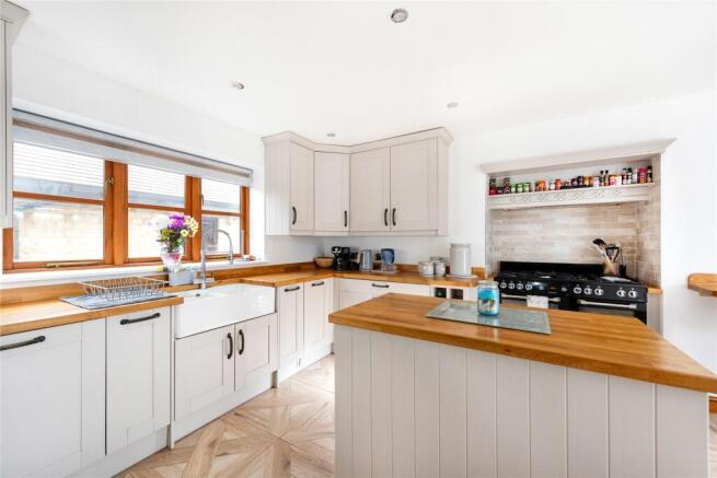 Kitchen/Breakfast