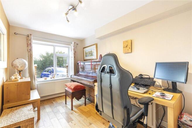 Bedroom/Office