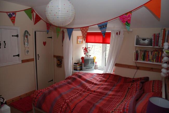 Photo 10