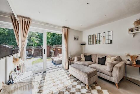 Brooklands Road, Crawley