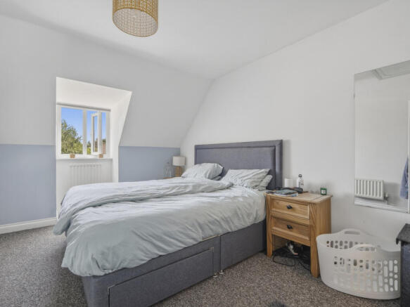 3 bed Terraced for sale Image 7