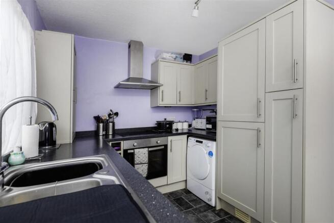2 bed Terraced for sale Image 9