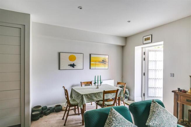 8. Dining Area.jpg