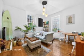 10, Alderley House, Albion Avenue, London SW8 2AN