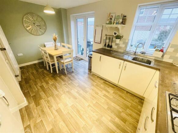 Kitchen / Diner